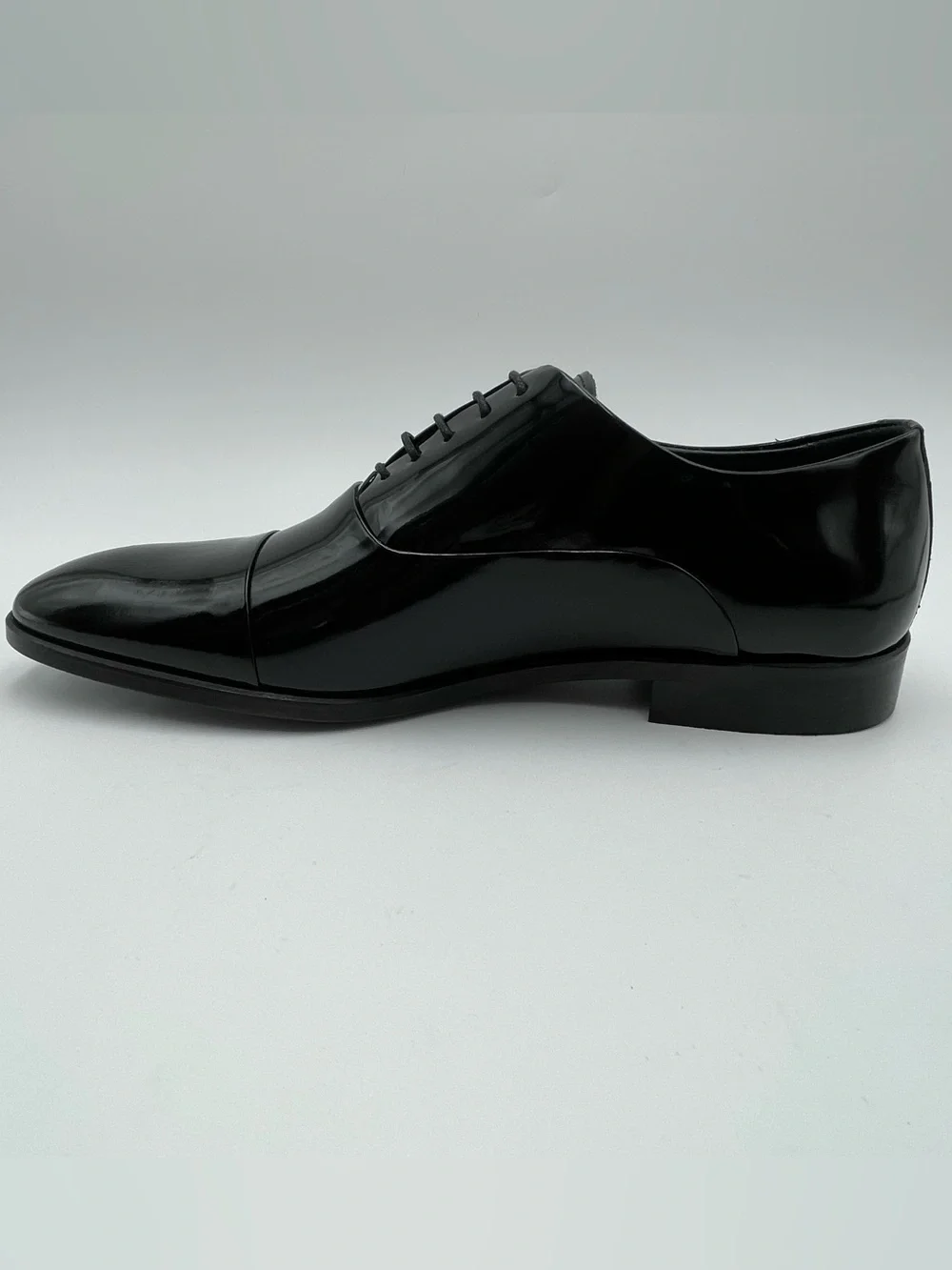 VELLAPAIS Scotland CapToe SZ 12 Black Patent Leather Oxford Dress Shoe MSRP $329